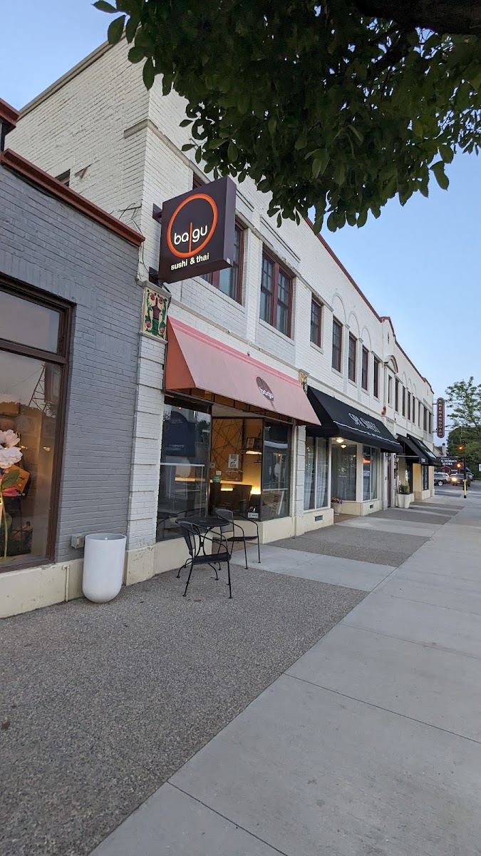 Bagu Sushi & Thai